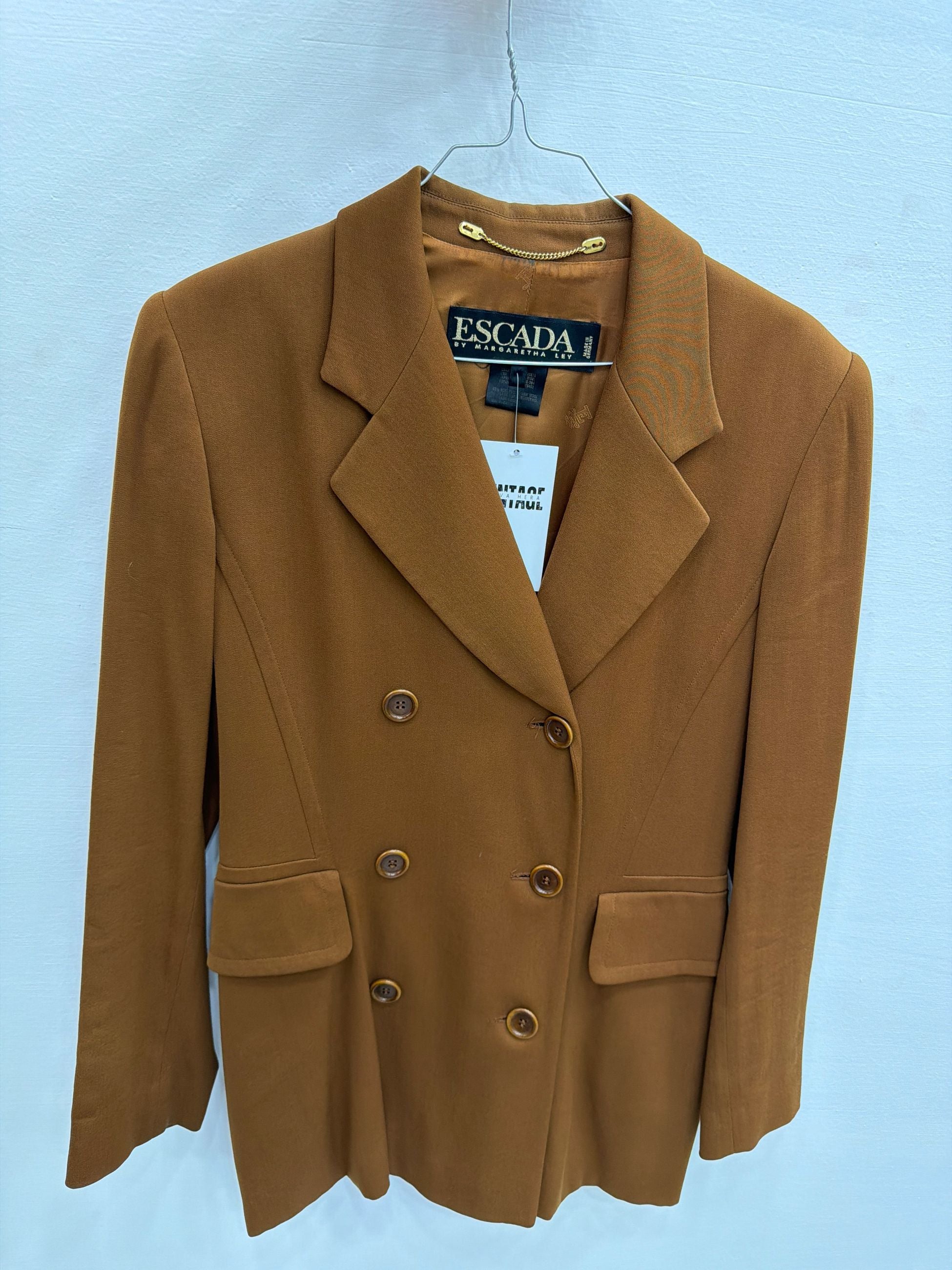 blazer escada